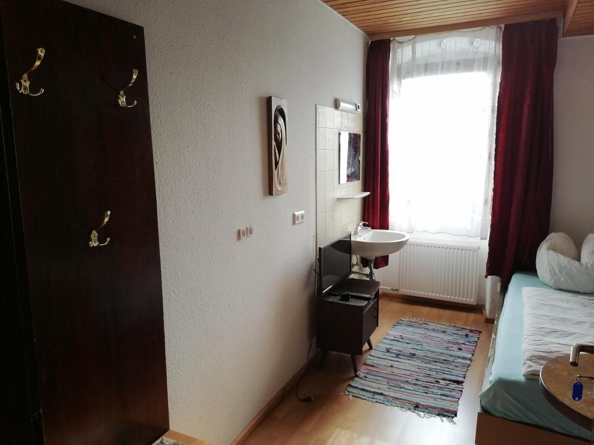 Gasthaus Zur Rose Malsch  Exteriör bild